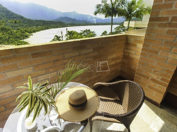 Casa para Venda com 5 quartos, em  com 508,95m²