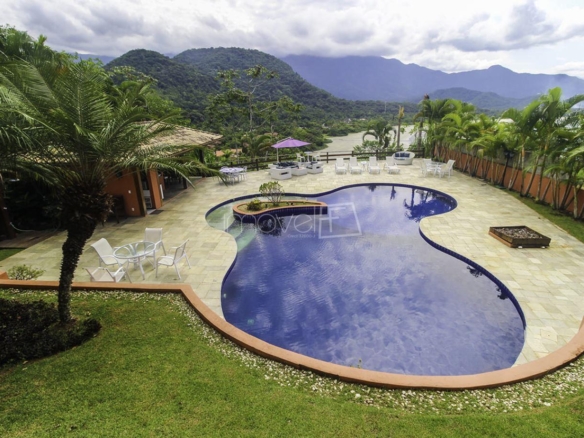 Casa para Venda com 5 quartos, em  com 508,95m²