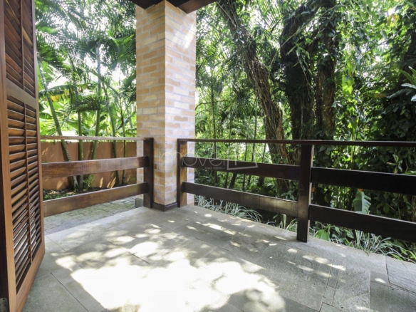 Casa para Venda com 5 quartos, em  com 508,95m²