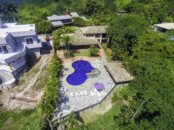 Casa para Venda com 5 quartos, em  com 508,95m²