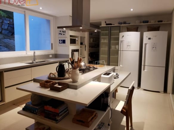Casa para Venda com 7 quartos, em Paraty com 650m²