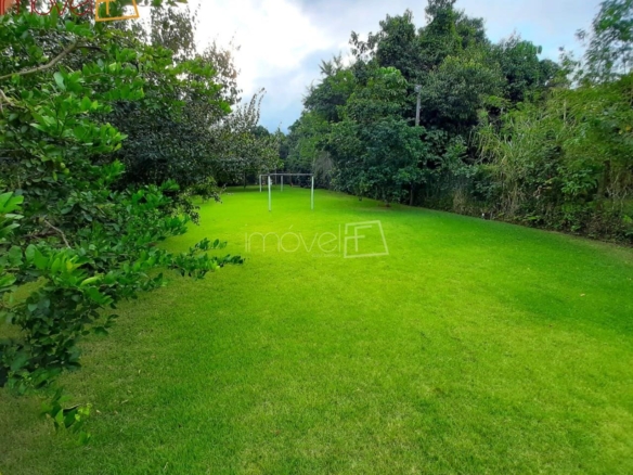 Casa para Venda com 5 quartos, em DELFIM VERDE com 330m²