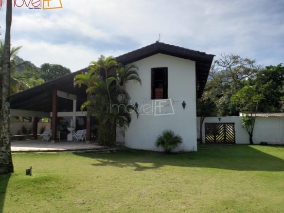 Casa para Venda com 4 quartos, em PRAIA DE PAUBA com 350m²