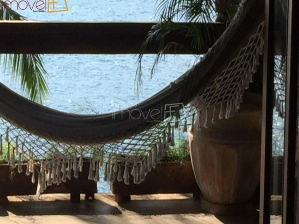 Casa para Venda com 6 quartos, em Praia do Curral com 150m²