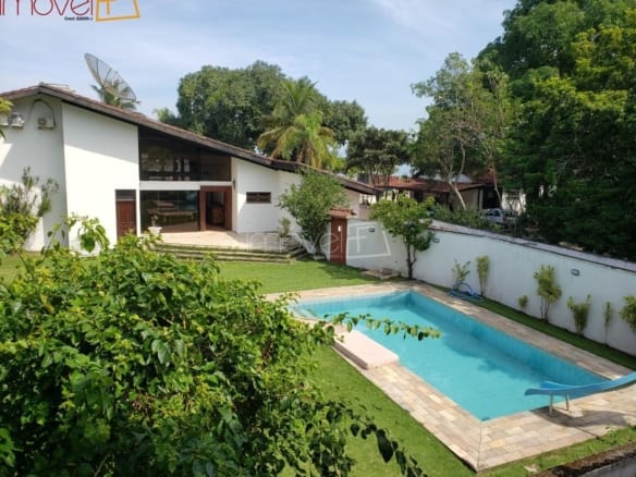 Casa para Venda com 4 quartos, em PRAIA DE PAUBA com 350m²