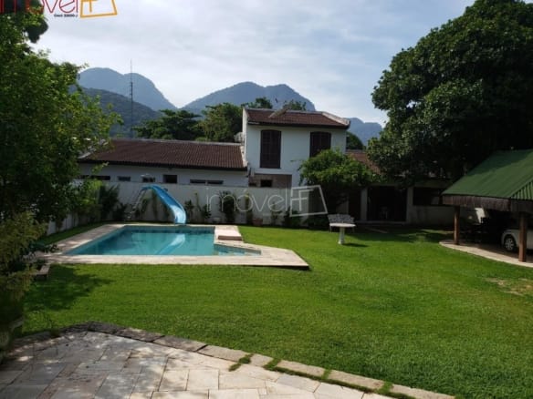 Casa para Venda com 4 quartos, em PRAIA DE PAUBA com 350m²