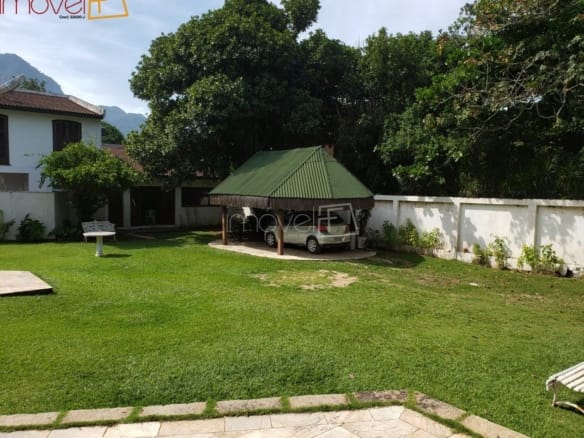 Casa para Venda com 4 quartos, em PRAIA DE PAUBA com 350m²
