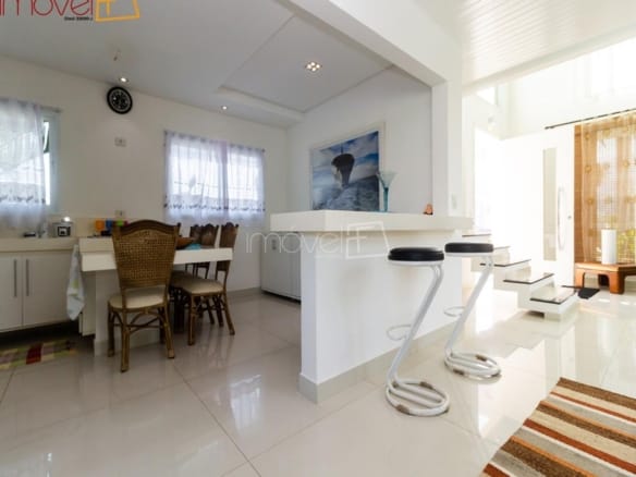 Casa para Venda com 4 quartos, em MASSAGUAÇU com 560m²