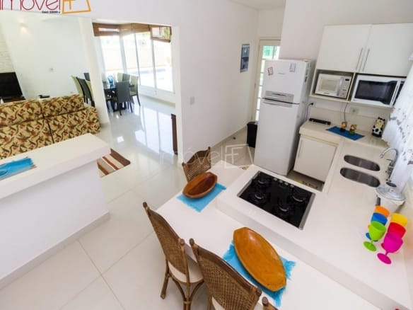 Casa para Venda com 4 quartos, em MASSAGUAÇU com 560m²