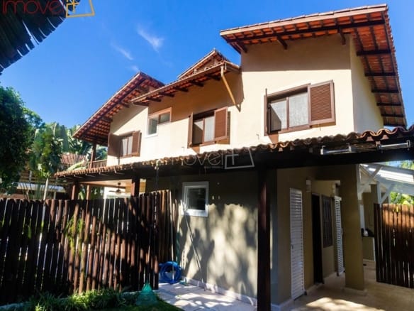 Casa de Condomínio para Venda com 5 quartos, em COCANHA com 480m²