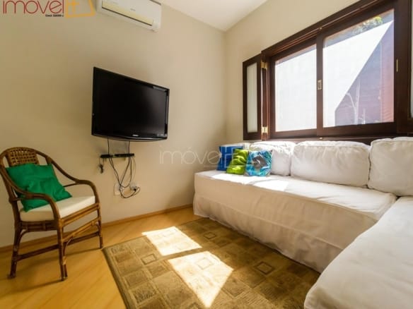 Casa de Condomínio para Venda com 5 quartos, em COCANHA com 480m²