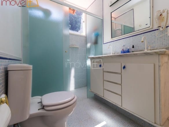 Casa de Condomínio para Venda com 5 quartos, em COCANHA com 480m²