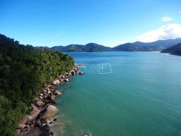 Casa de Condomínio para Venda com 5 quartos, em Domingas Dias, Ubatuba com 800m²