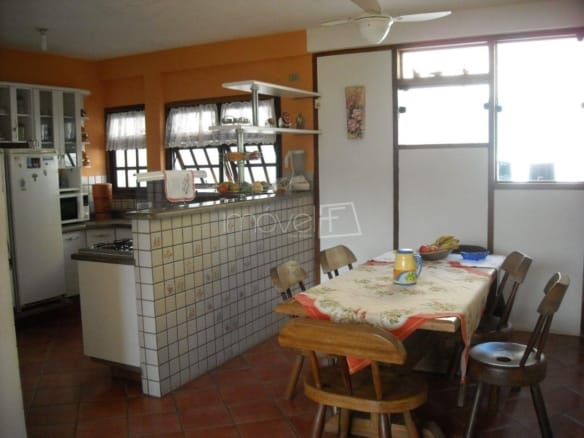 Casa para Venda com 3 quartos, em MARTIM DE SÁ com 310m²