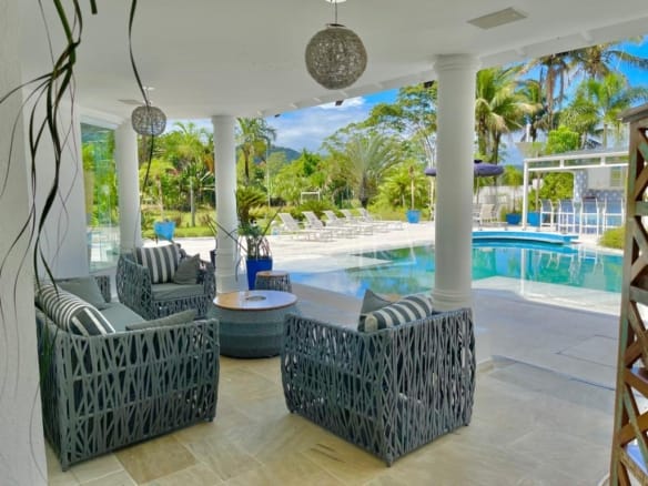 Casa no Condomínio Costa Verde Tabatinga com 6 quartos, na Praia de Tabatinga com 451m²