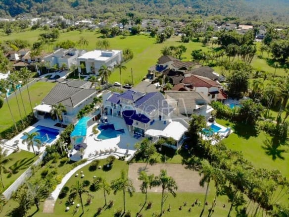 Casa no Condomínio Costa Verde Tabatinga com 6 quartos, na Praia de Tabatinga com 451m²