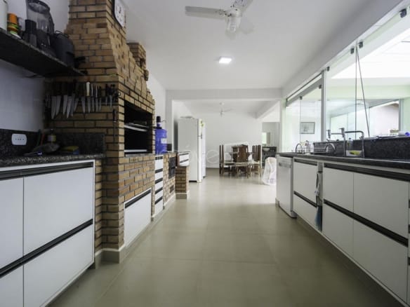 Casa no Cond Park Imperial com 4 quartos, na  Praia de Massaguaçu