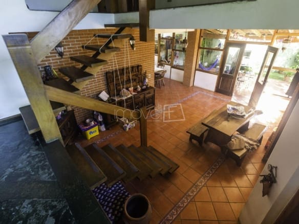 Casa para Venda com 3 quartos, em MARTIM DE SÁ com 310m²
