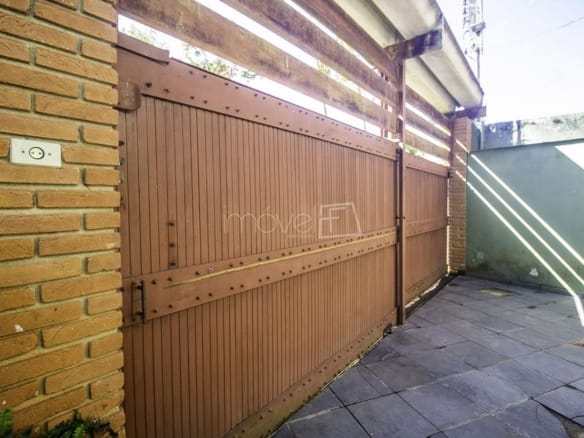 Casa para Venda com 3 quartos, em MARTIM DE SÁ com 310m²