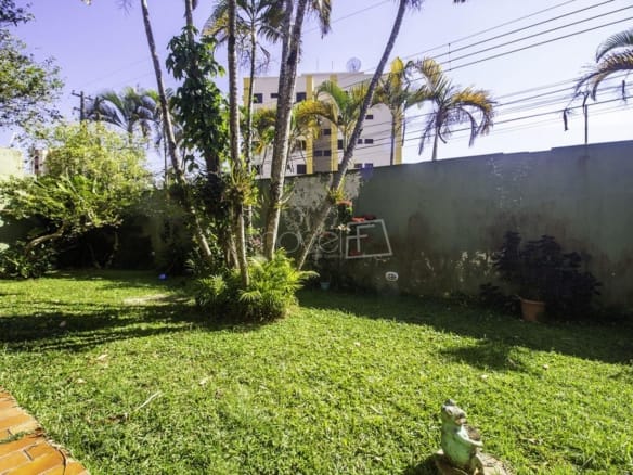 Casa para Venda com 3 quartos, em MARTIM DE SÁ com 310m²