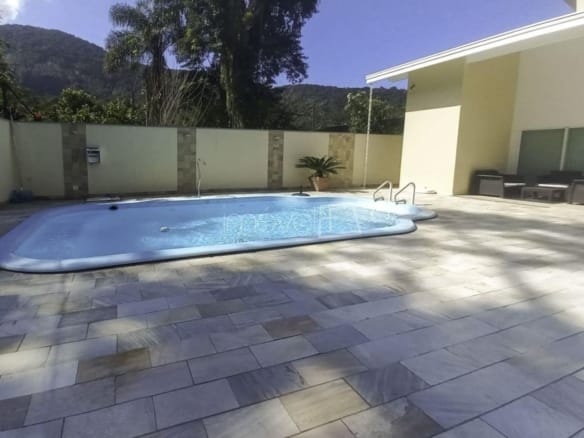 Casa de Condomínio para Temporada com 3 quartos, em Praia da Mococa com 250m²