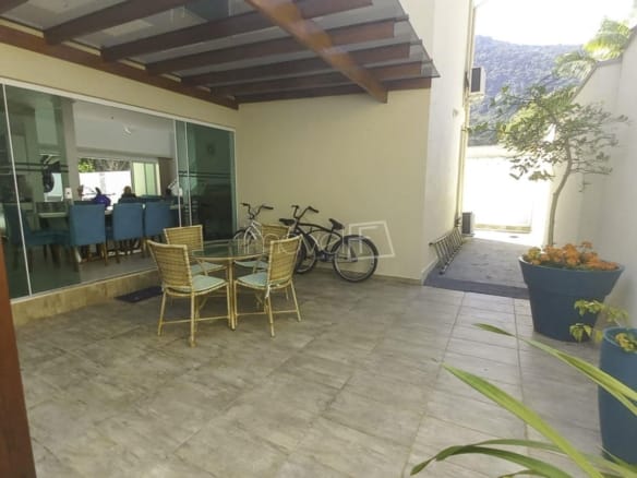 Casa de Condomínio para Temporada com 3 quartos, em Praia da Mococa com 250m²