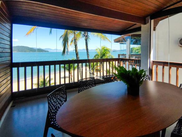 Apartamento no Condomínio Costa Verde Tabatinga, Setor D2 com 2 quartos, na Praia de Tabatinga com 80m²