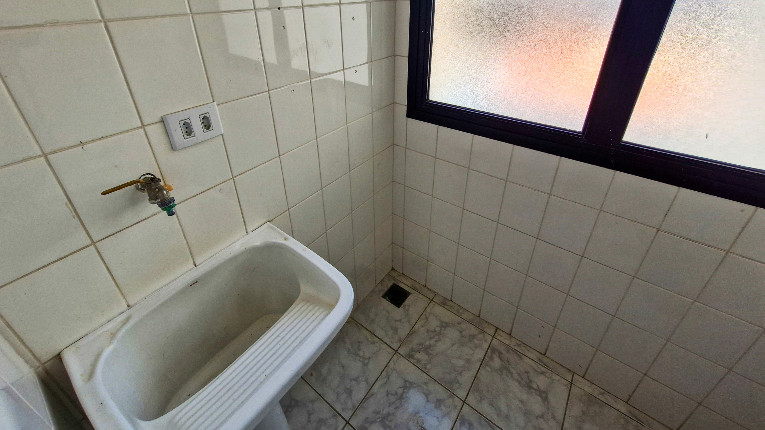 Apartamento para Venda com 3 quartos, em MARTIM DE SÁ com 100m²