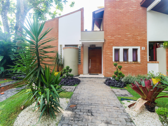 Casa de Condomínio para Venda com 5 quartos, em Praia Dura com 553m²