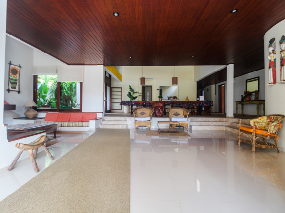 Casa de Condomínio para Venda com 5 quartos, em Praia Dura com 553m²