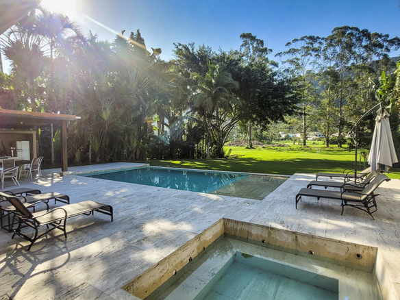 Casa no Condomínio Costa Verde Tabatinga com 7 quartos, na Praia de Tabatinga com 450m²