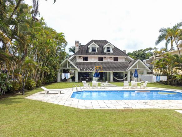 Casa no Condomínio Costa Verde Tabatinga com 5 quartos, na Praia de Tabatinga com 347m²