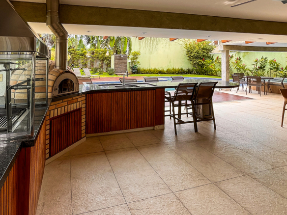 Costa Verde Tabatinga • Casa com 4 suítes e área gourmet completa