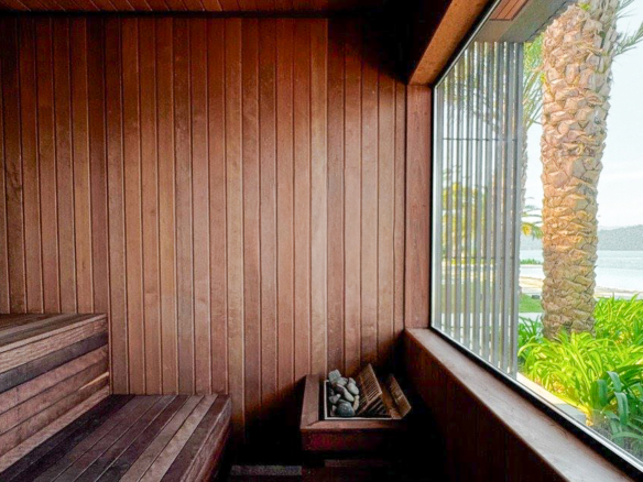 Casa de Condomínio para Venda com 8 quartos, em Bracuí (Cunhambebe) com 3000m²