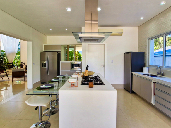 Casa no Condomínio Costa Verde Tabatinga com 8 quartos, na Praia de Tabatinga com 650m²