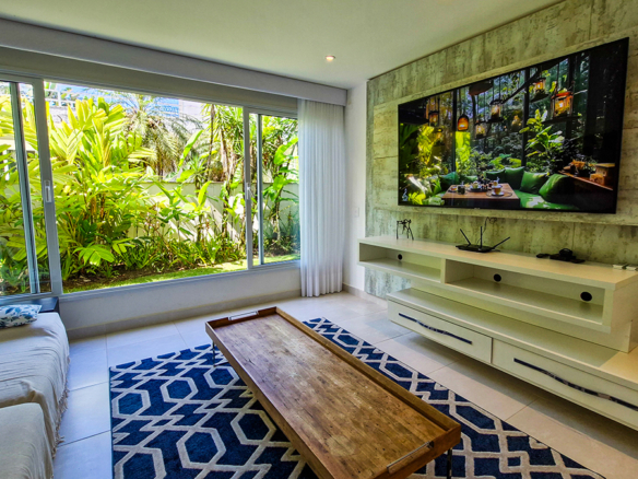 Casa para venda pé na areia, Condomínio Cocanha, contendo 09 suítes, com 803m²