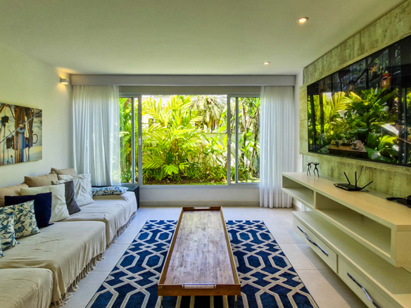 Casa para venda pé na areia, Condomínio Cocanha, contendo 09 suítes, com 803m²