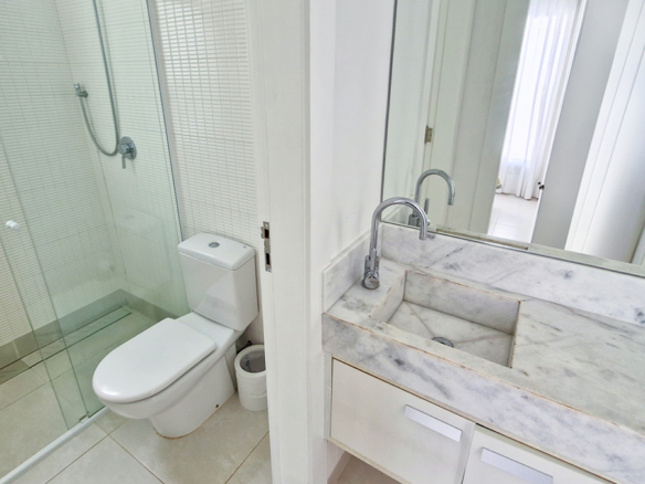 Casa para venda pé na areia, Condomínio Cocanha, contendo 09 suítes, com 803m²