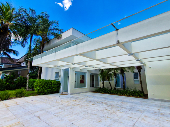 Casa para venda pé na areia, Condomínio Cocanha, contendo 09 suítes, com 803m²