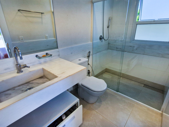 Casa para venda pé na areia, Condomínio Cocanha, contendo 09 suítes, com 803m²