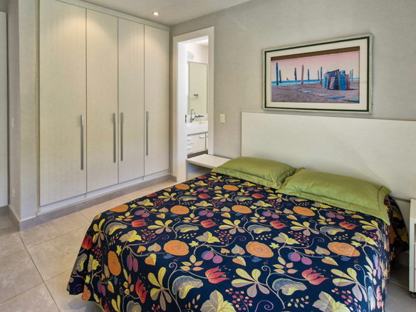 Casa para venda pé na areia, Condomínio Cocanha, contendo 09 suítes, com 803m²