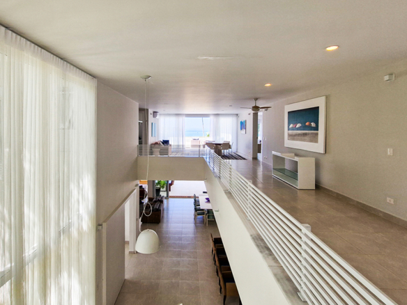 Casa para venda pé na areia, Condomínio Cocanha, contendo 09 suítes, com 803m²