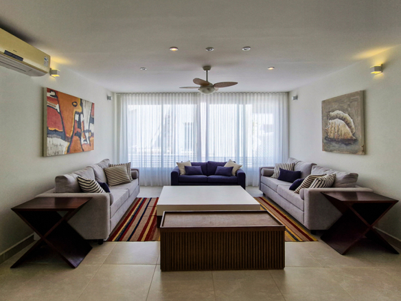 Casa para venda pé na areia, Condomínio Cocanha, contendo 09 suítes, com 803m²