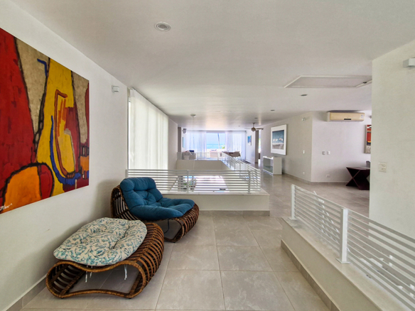 Casa para venda pé na areia, Condomínio Cocanha, contendo 09 suítes, com 803m²