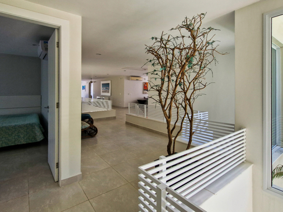 Casa para venda pé na areia, Condomínio Cocanha, contendo 09 suítes, com 803m²