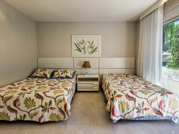 Casa para venda pé na areia, Condomínio Cocanha, contendo 09 suítes, com 803m²