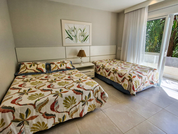 Casa para venda pé na areia, Condomínio Cocanha, contendo 09 suítes, com 803m²