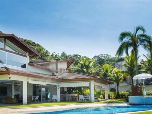 Casa de Condomínio para Aluguel com 7 quartos, em COCANHA com 950m²