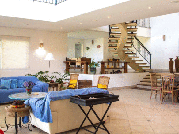 Casa de Condomínio para Aluguel com 7 quartos, em COCANHA com 950m²