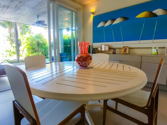 Casa no Condomínio Costa Verde Tabatinga com 8 suítes, na Praia de Tabatinga com 700m²